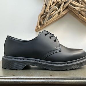 Dr Martens 1461 MONO - Oxford Shoes - Size 9 BRAND NEW
